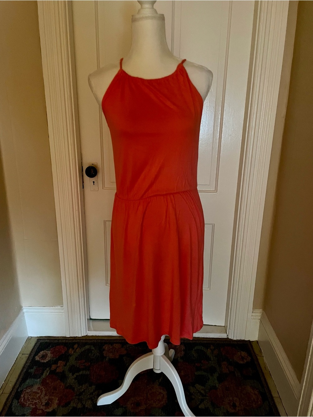 Old Navy Halter-Style Summer Dresses - Picture 5 of 7